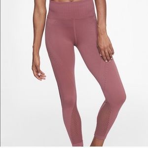 Athleta 7/8 tight